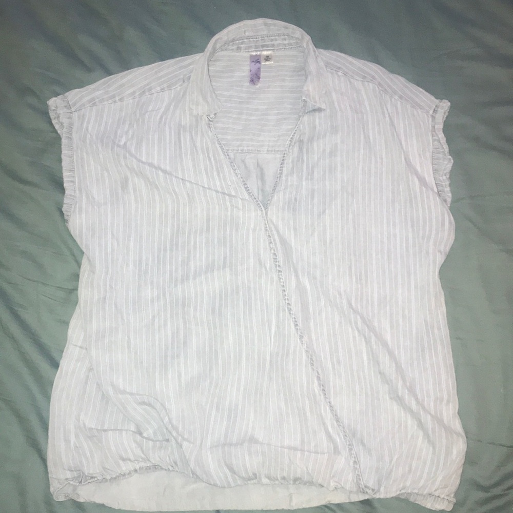 Front button crossed cross cropped blouse